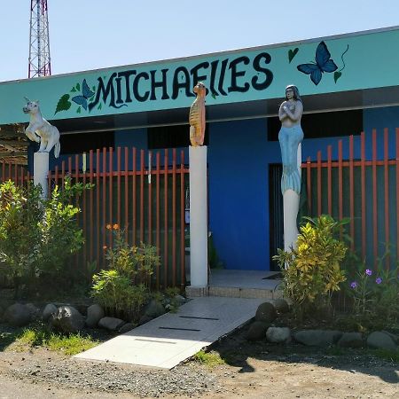 Cabinas Mitchaelle'S Puerto Viejo de Talamanca Ngoại thất bức ảnh