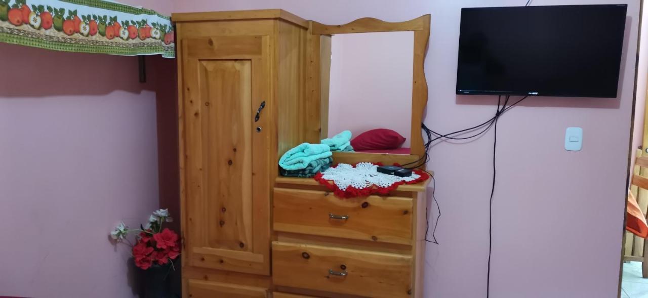 Cabinas Mitchaelle'S Puerto Viejo de Talamanca Ngoại thất bức ảnh