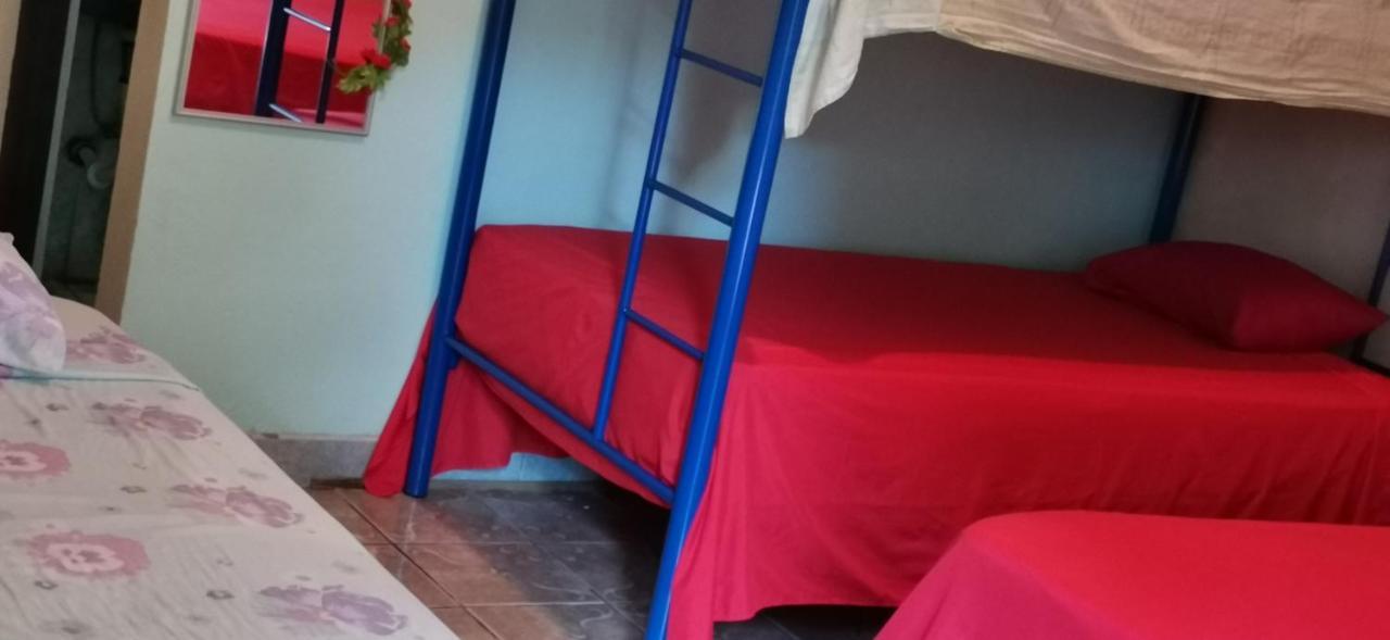 Cabinas Mitchaelle'S Puerto Viejo de Talamanca Ngoại thất bức ảnh